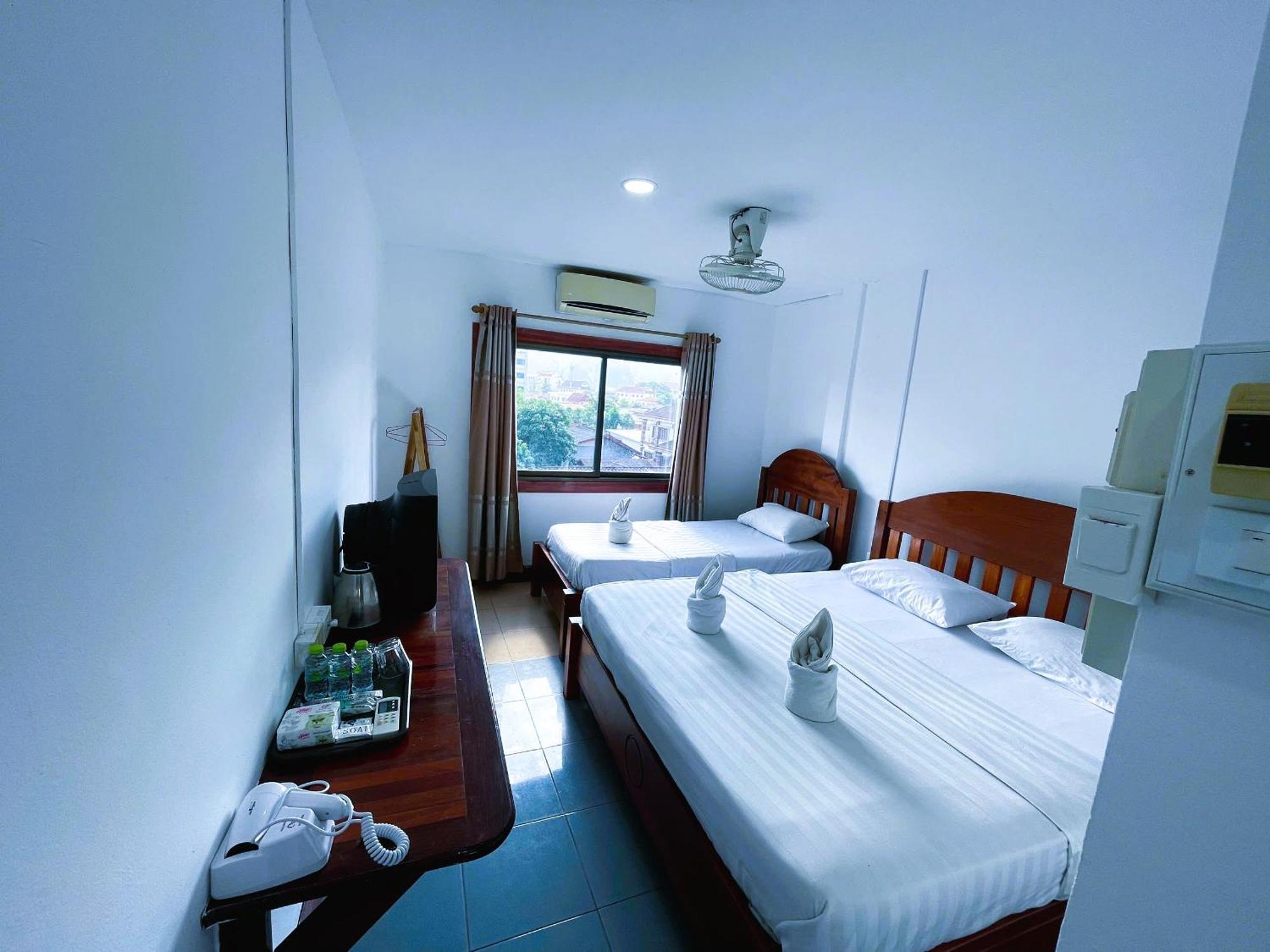 Walking Street Villa Vang Vieng Buitenkant foto